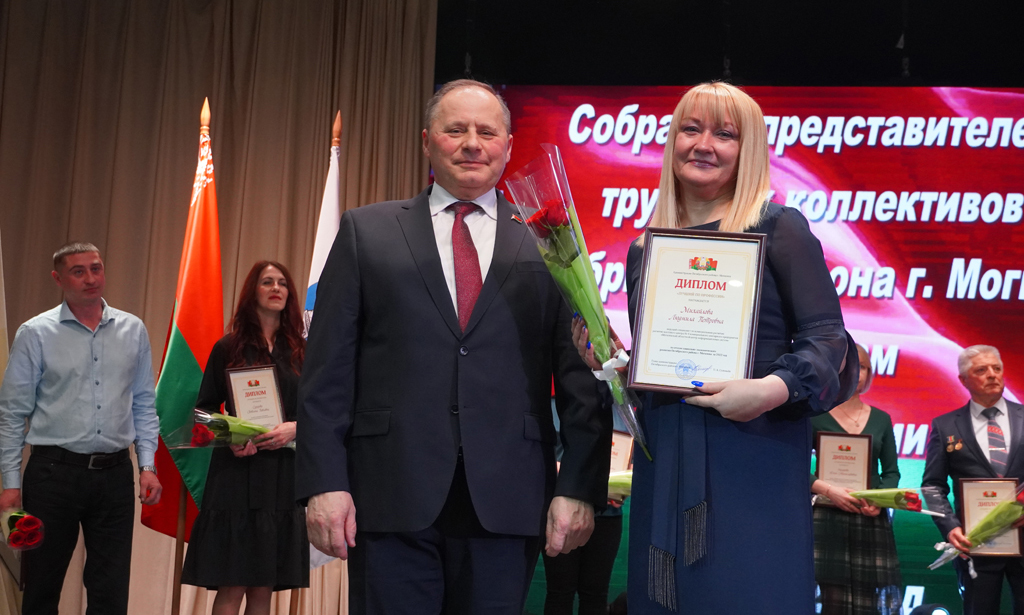 Ведущий специалист РКЦ № 4 Людмила Михайлова стала «Лучшим по профессии» по итогам 2022 года