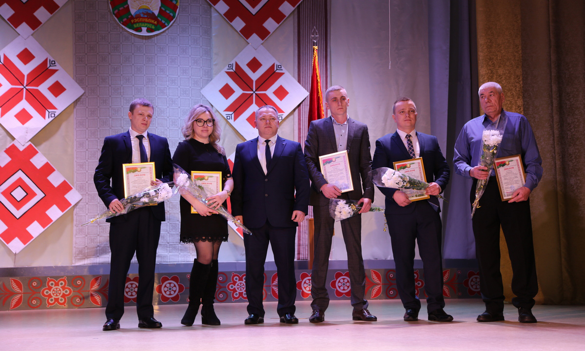 Юрисконсульт РСЦ Шклова Людмила Козырева стала победителем ежегодного соревнования по социально-экономическому развитию