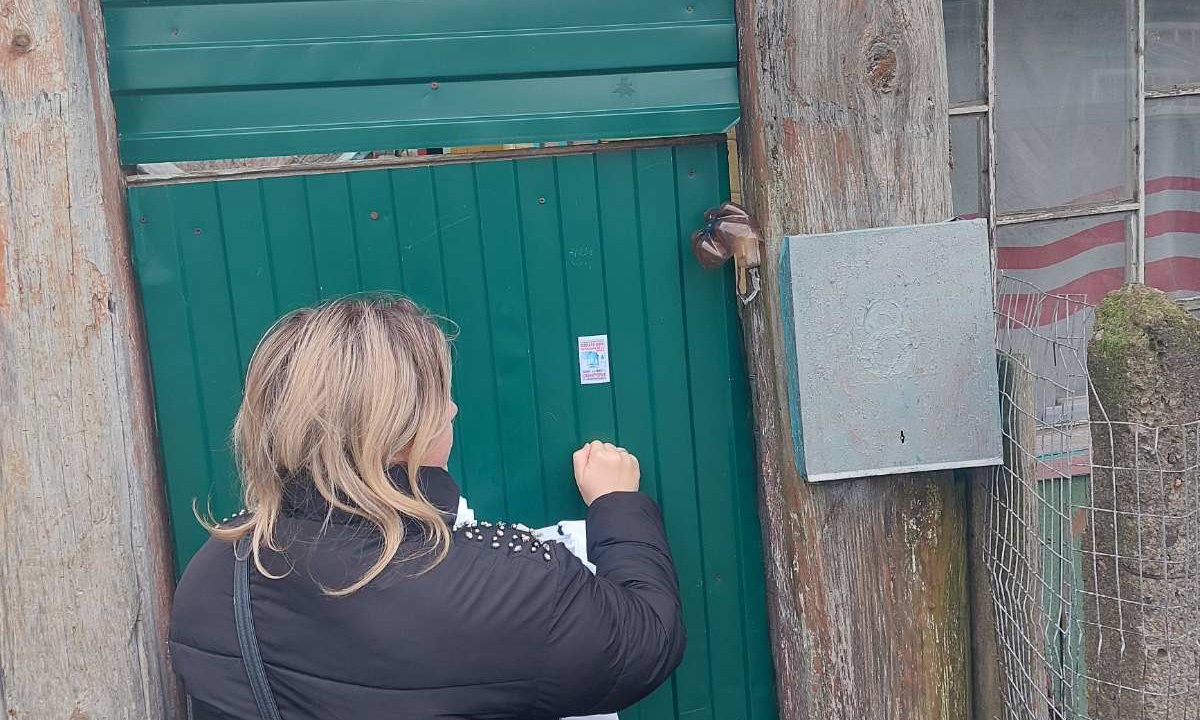 Сотрудники ГРПО г.Славгорода посетили должников за ЖКУ